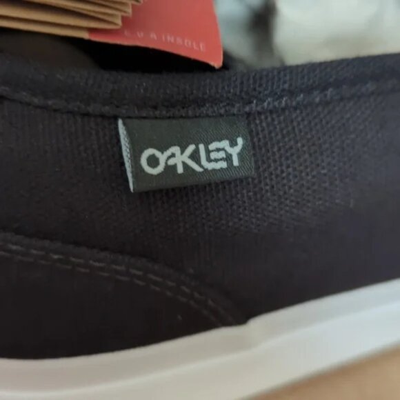 Oakley Men's Black B1B Classic Slip-On Size 8 Brand New - Picture 5 of 11